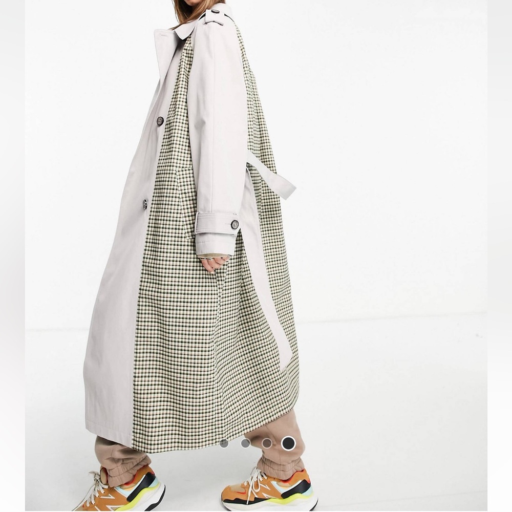 Women’s plaid back trench